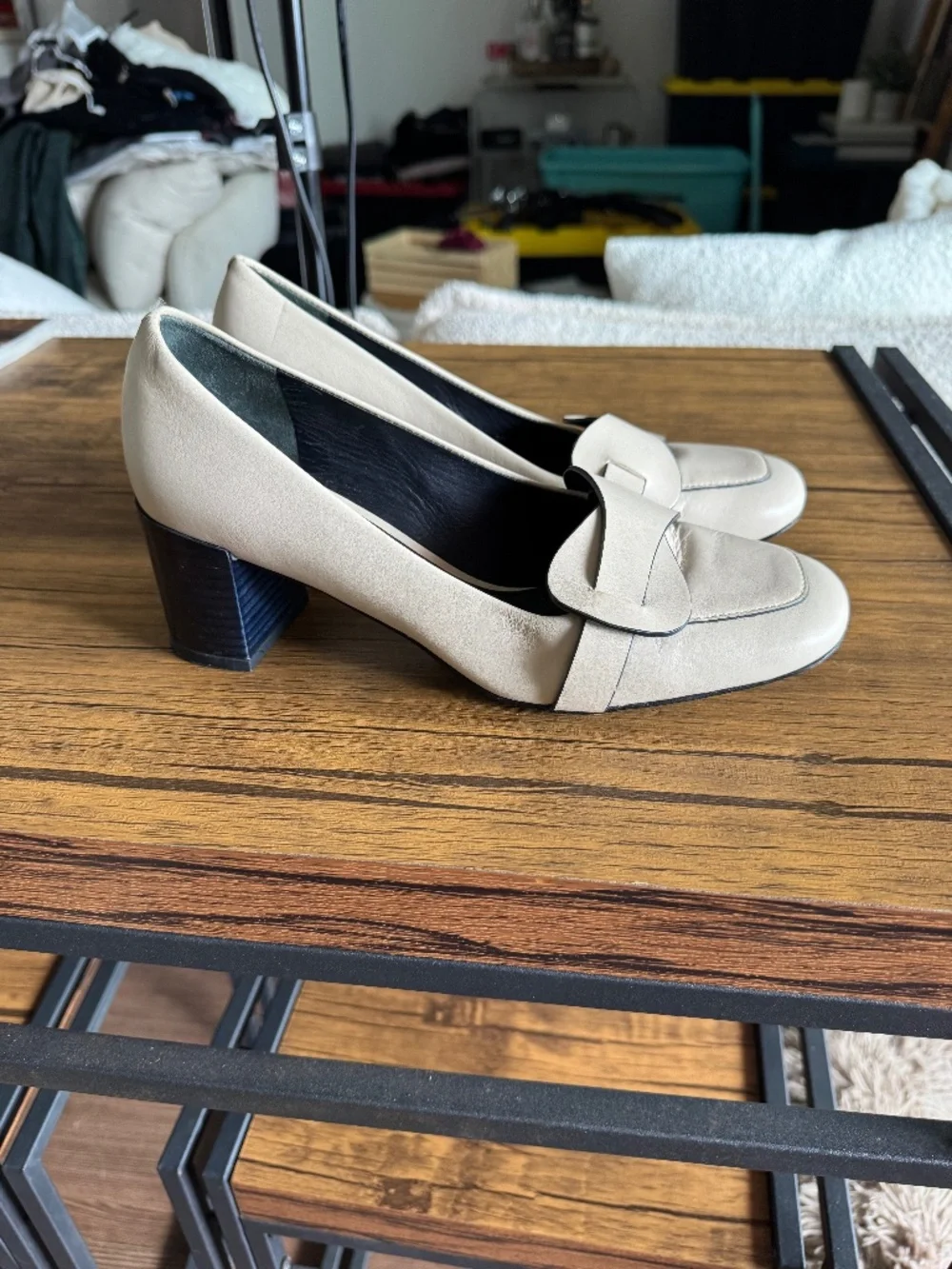 Tory Burch Classic White Leather Block Heels Classy Pumps